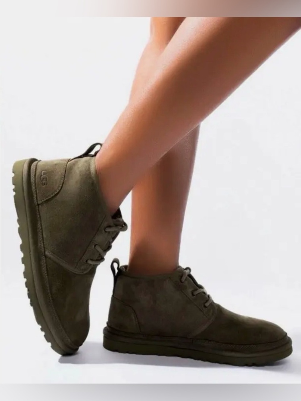 UGG Neumel Chukka Boot - Burnt Olive Suede, Womens Size 8 (1094269)